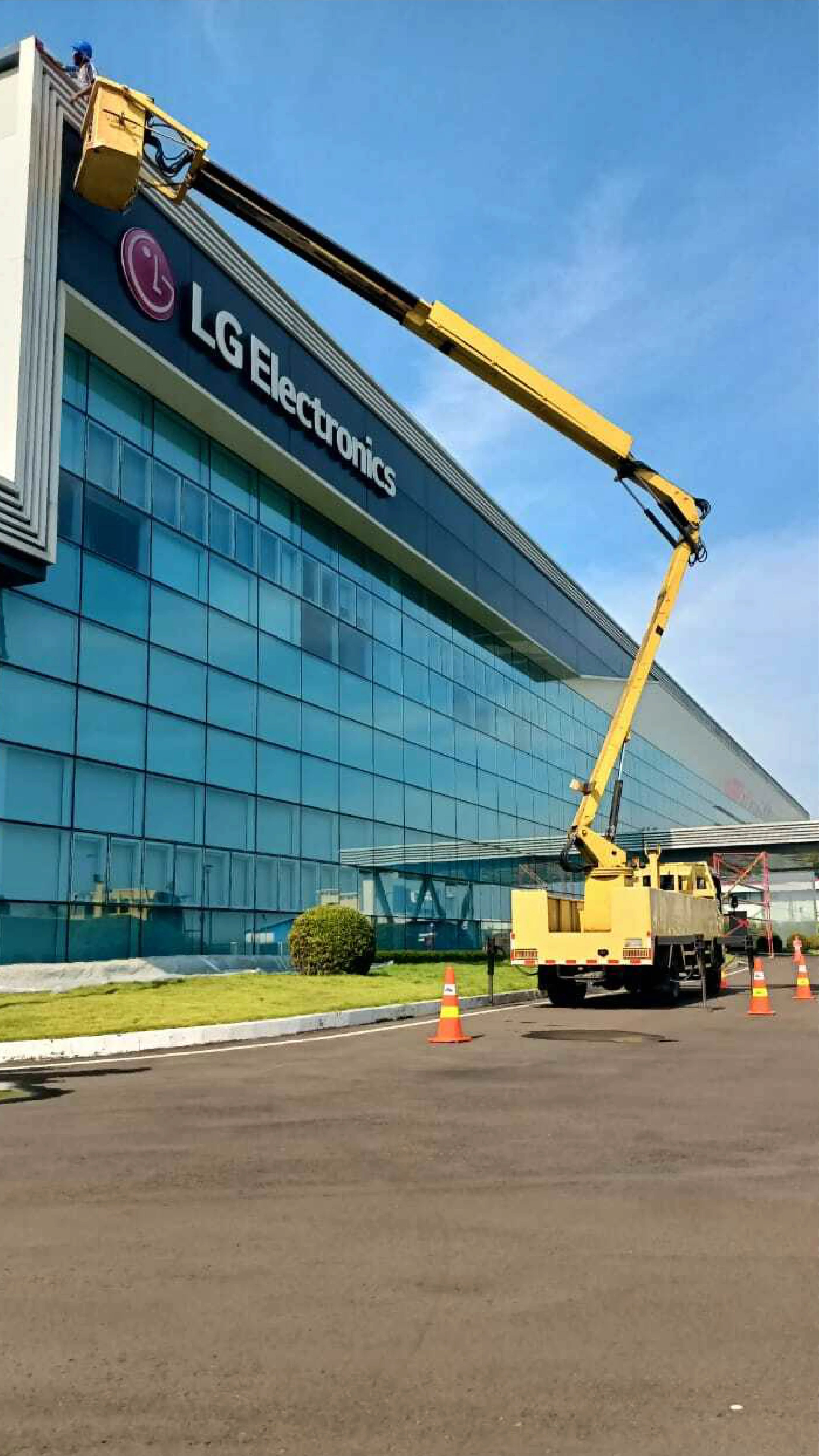 Billboard Gedung